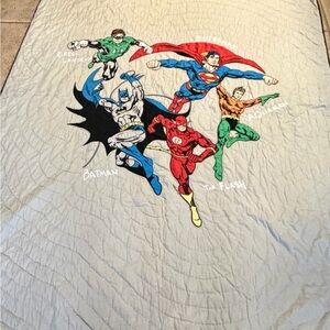 Pottery Barn Kids Marvel/DC Comics Twin Superhero Quilt - Gray and Multicolor